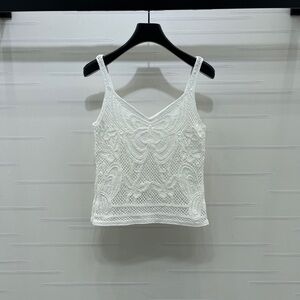 Dior vest.